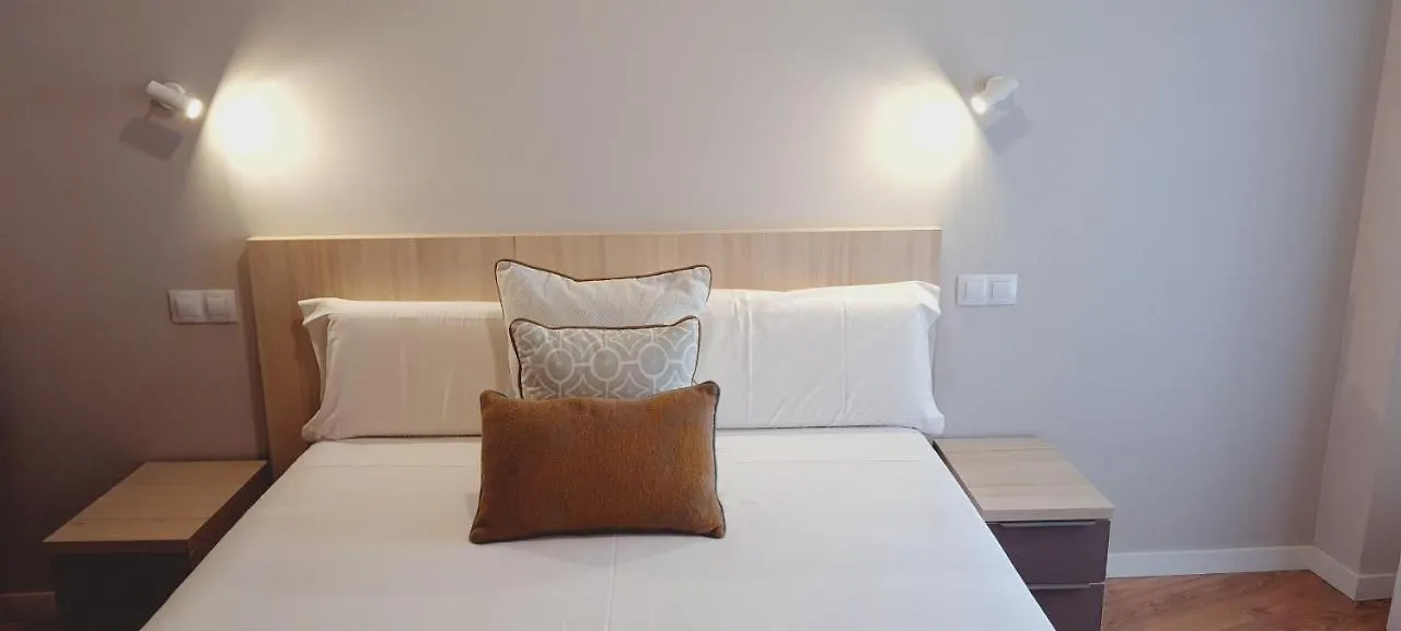 Apartamentos Mirador Del Transito Toledo 0*,  Spain